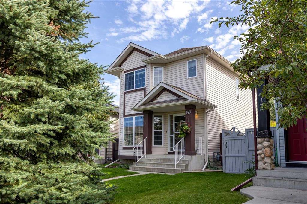 Picture of 140 Eversyde Circle SW, Calgary Real Estate Listing