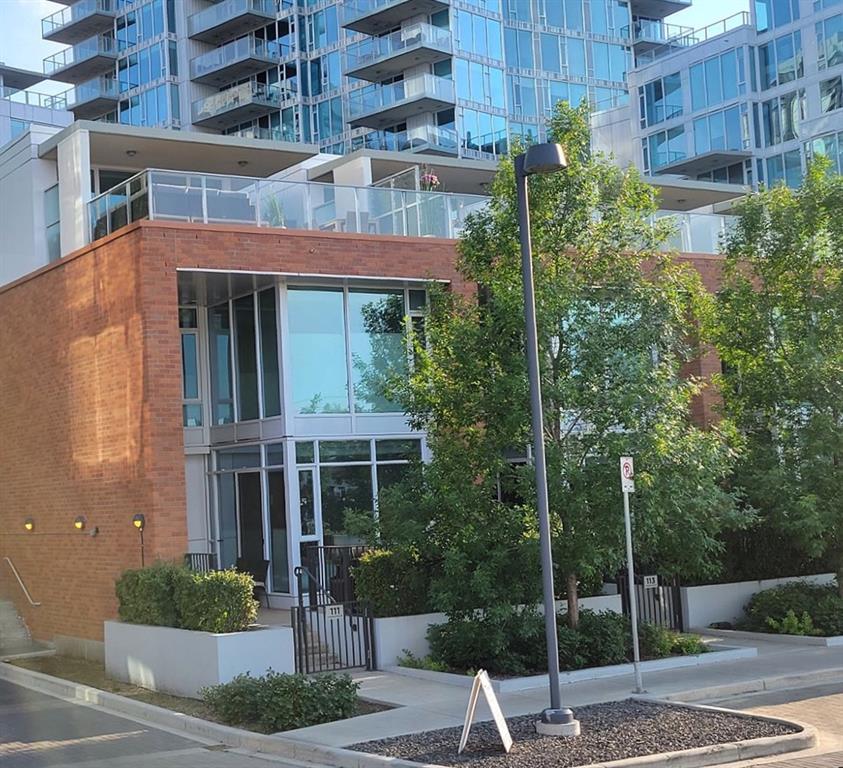 Picture of 111 Confluence Mews SE, Calgary Real Estate Listing
