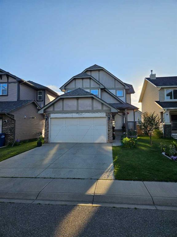 Picture of 15 Kingsland Way SE, Airdrie Real Estate Listing