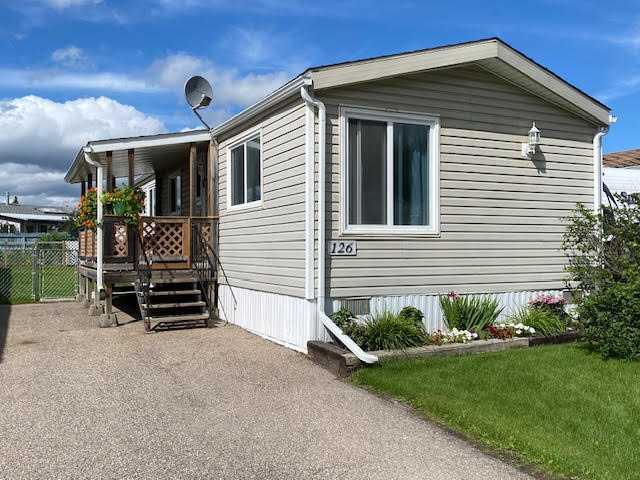 Picture of 126 NICKERSON Avenue , Hinton Real Estate Listing