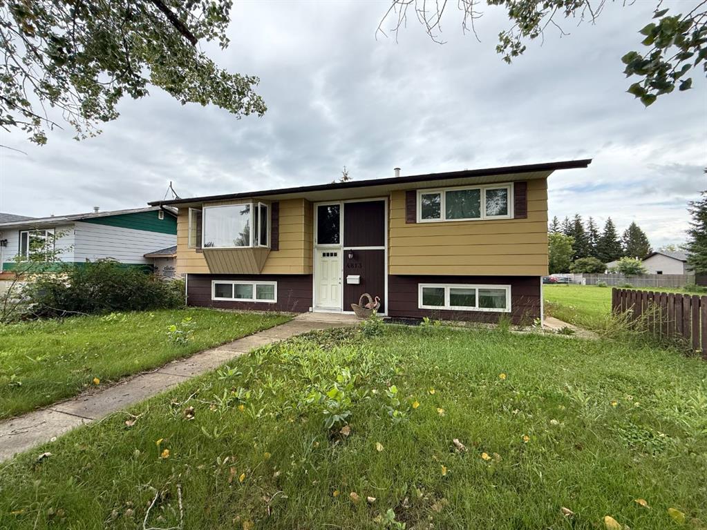 Picture of 4813 50 Street , Clive Real Estate Listing