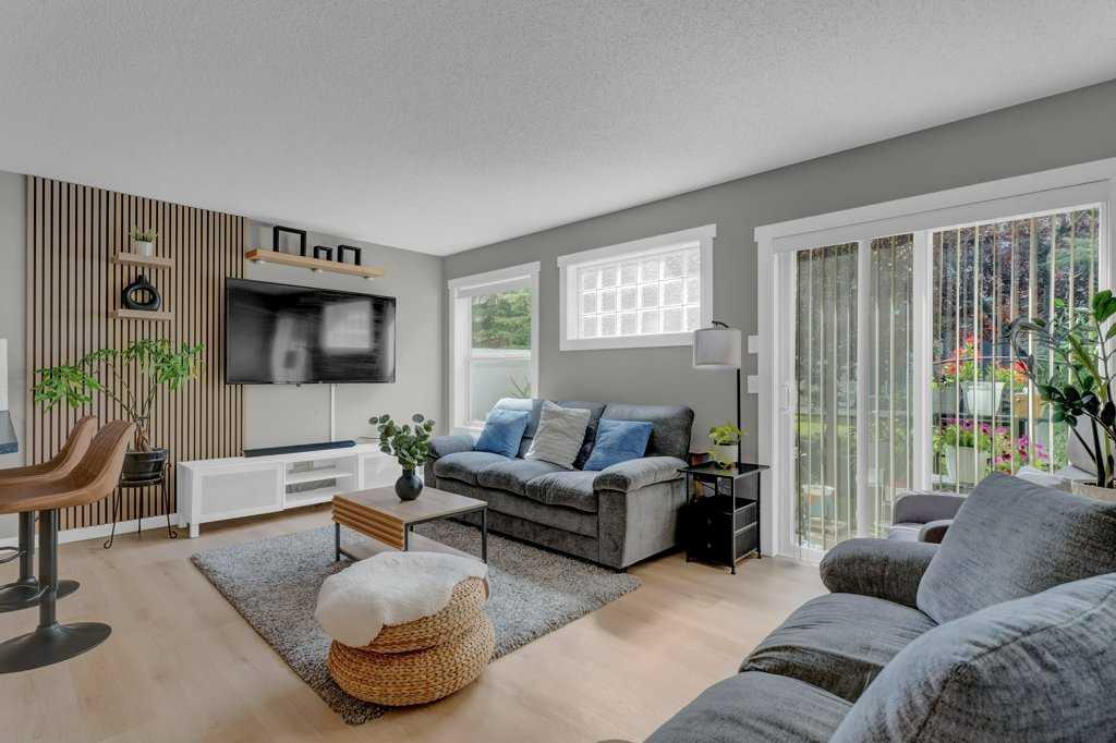 Picture of 114 Everstone Place SW, Calgary Real Estate Listing