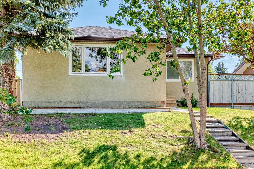 Picture of 6216 4 Street NE, Calgary Real Estate Listing