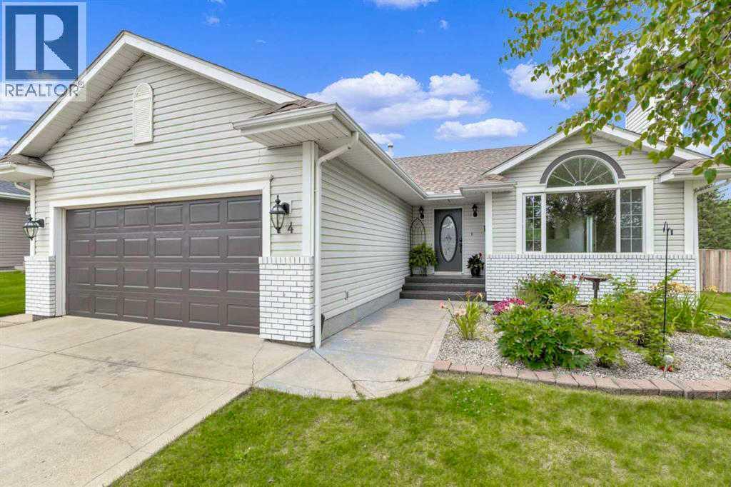 Picture of 74 Perry Drive , Sylvan Lake Real Estate Listing