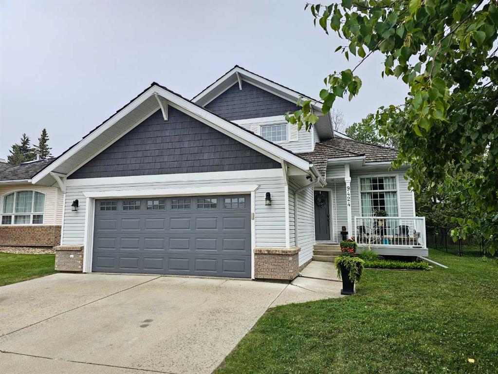 Picture of 9424 Wedgewood Drive N, Wedgewood Real Estate Listing