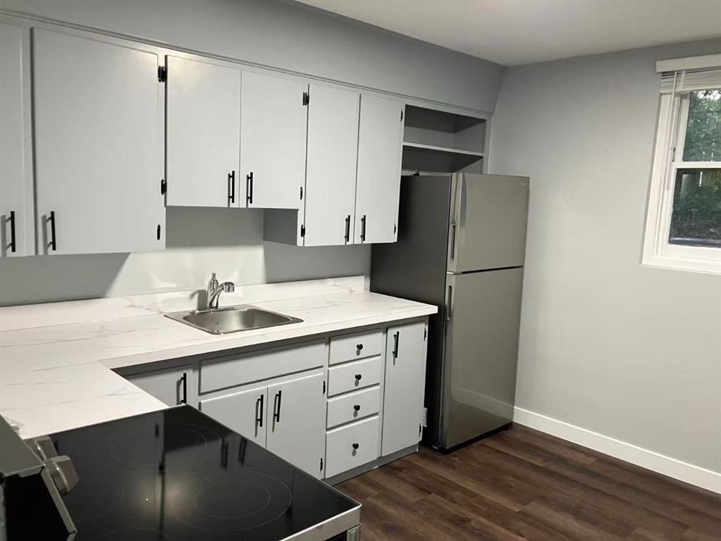 Picture of 2619 16 Street SW, Calgary Real Estate Listing