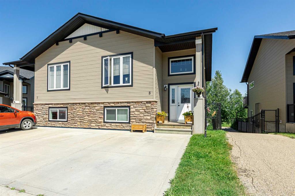 Picture of 8, 4546 Iron Wolf Place , Lacombe Real Estate Listing