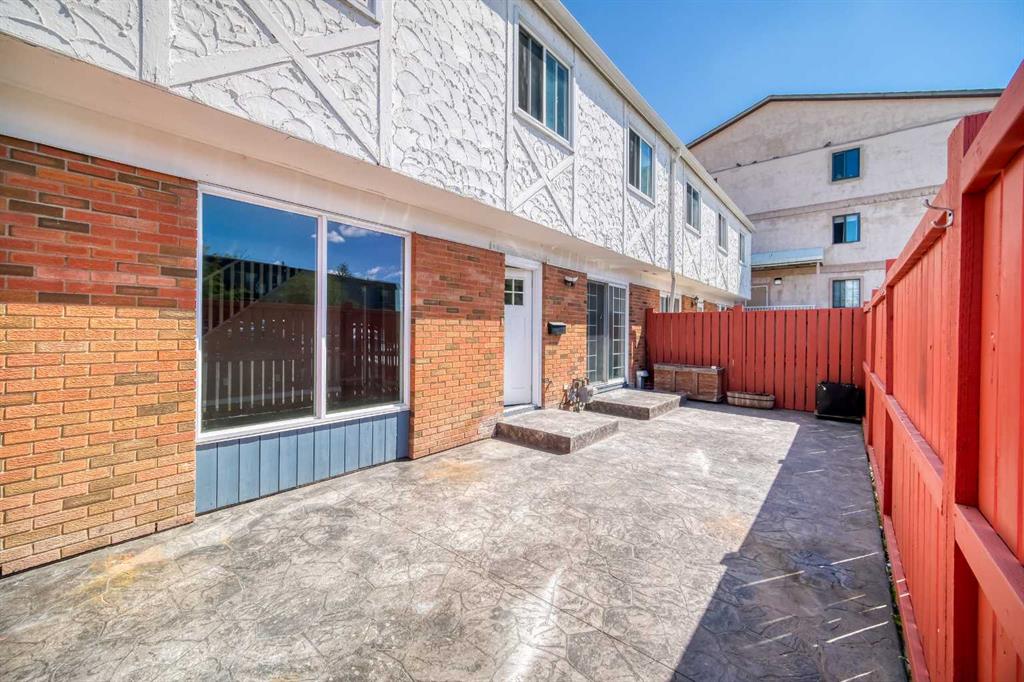 Picture of 6, 6829 Centre Street NW, Calgary Real Estate Listing