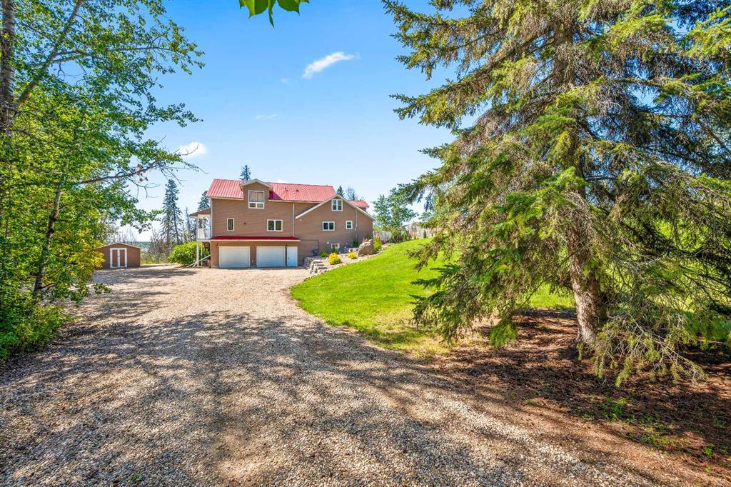 Picture of 720 Poplar Drive , Rural St. Paul No. 19, County of Real Estate Listing