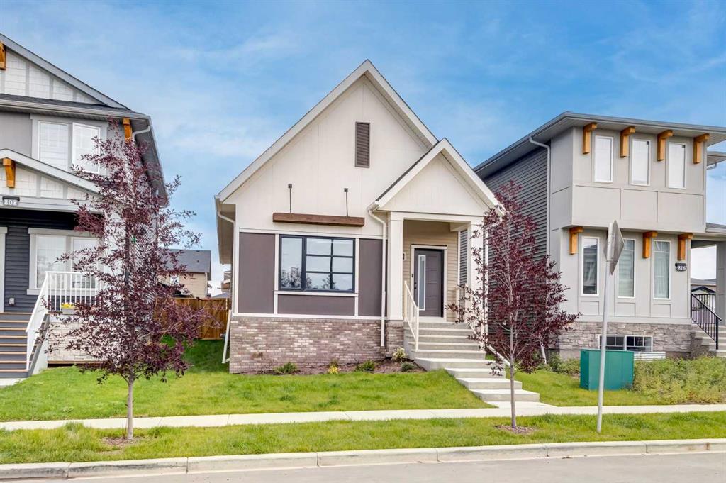 Picture of 812 Reynolds Manor SW, Airdrie Real Estate Listing