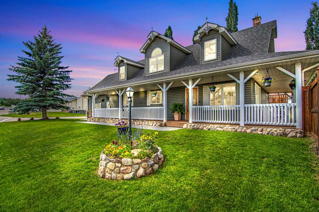 Picture of 1 Fern Glade Crescent , Sylvan Lake Real Estate Listing