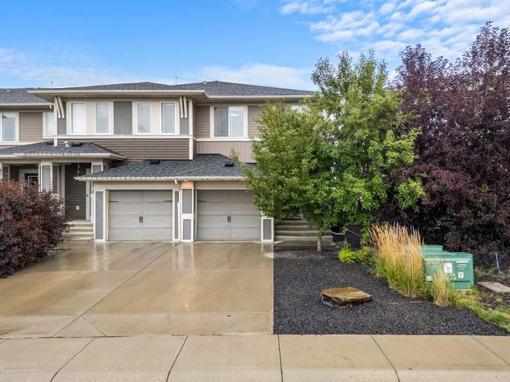 Picture of 681 Hillcrest Road SW, Airdrie Real Estate Listing