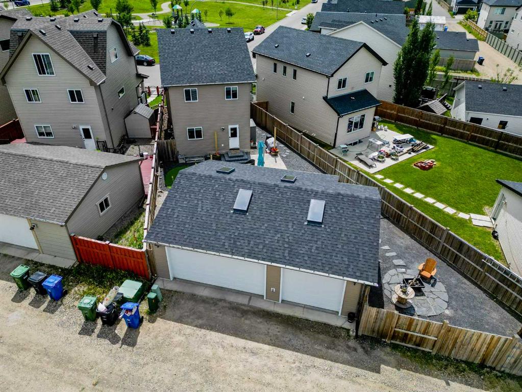 Picture of 40 Copperpond Park SE, Calgary Real Estate Listing