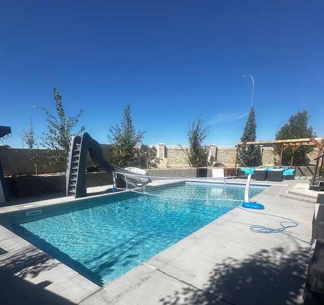 Picture of 336 Somerside Crescent SE, Medicine Hat Real Estate Listing