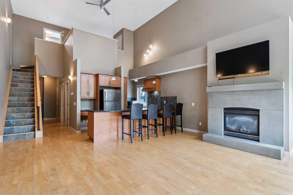 Picture of 401, 1818 14 Street SW, Calgary Real Estate Listing