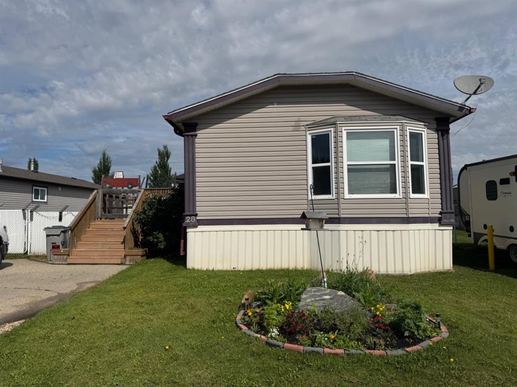 Picture of 28 Keystone Place , Whitecourt Real Estate Listing