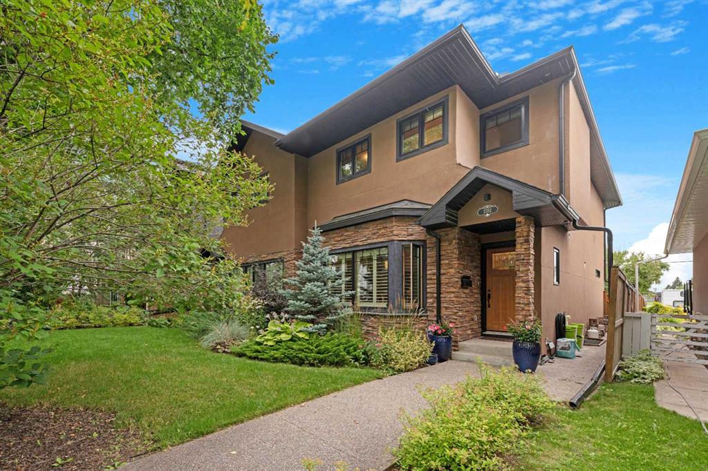 Picture of 2352 22 Street NW, Calgary Real Estate Listing