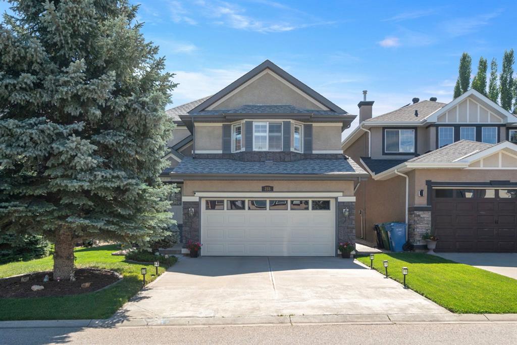 Picture of 255 Everwillow Close SW, Calgary Real Estate Listing