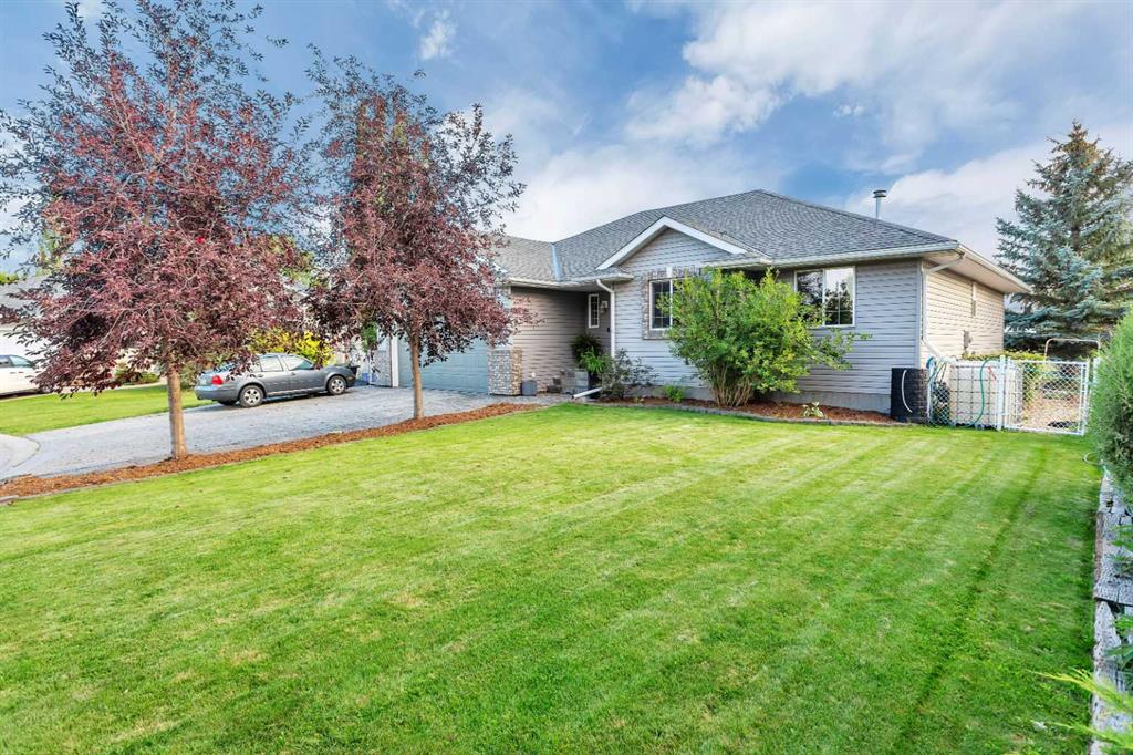Picture of 24 Iron Wolf Ridge , Lacombe Real Estate Listing