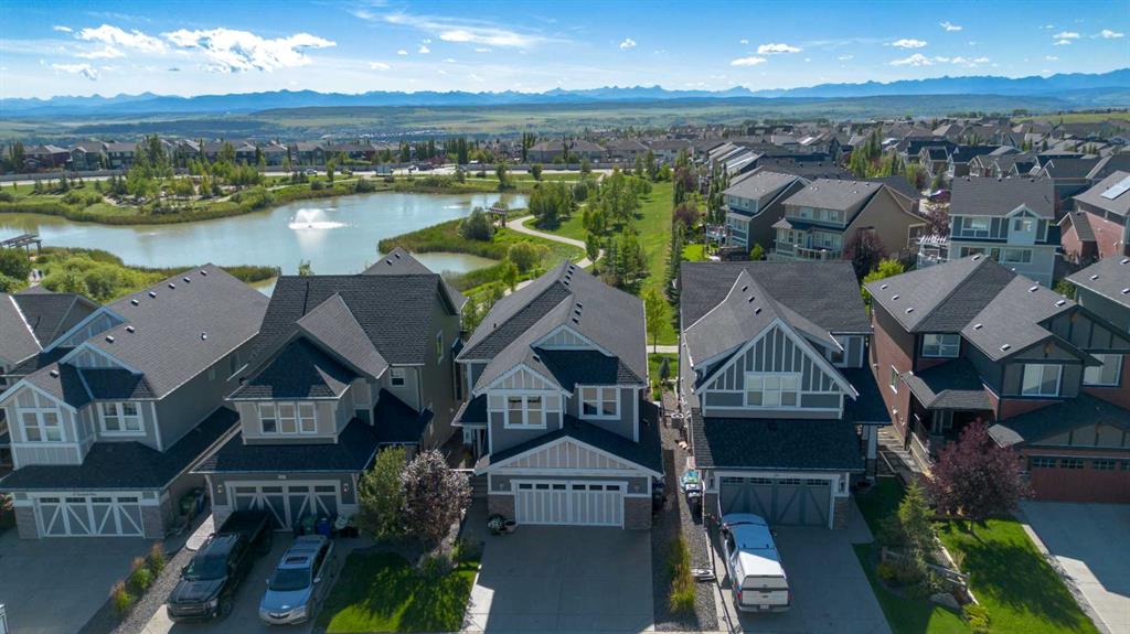 Picture of 55 Sundown Way , Cochrane Real Estate Listing