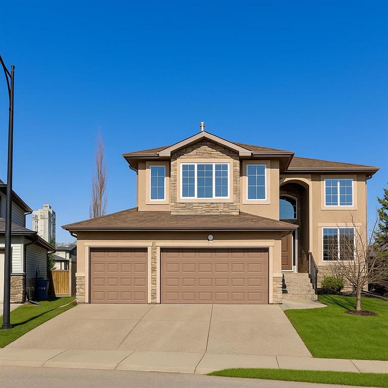 Picture of 31 Cougarstone Point SW, Calgary Real Estate Listing
