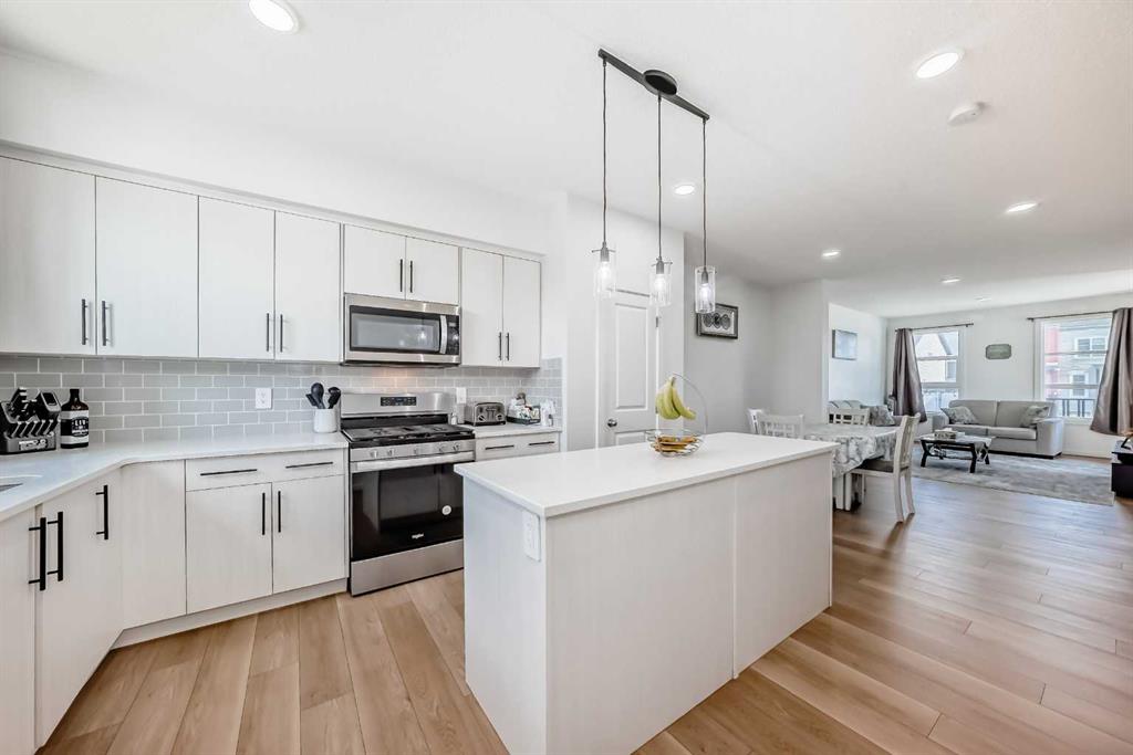 Picture of 197 Belmont Drive SW, Calgary Real Estate Listing