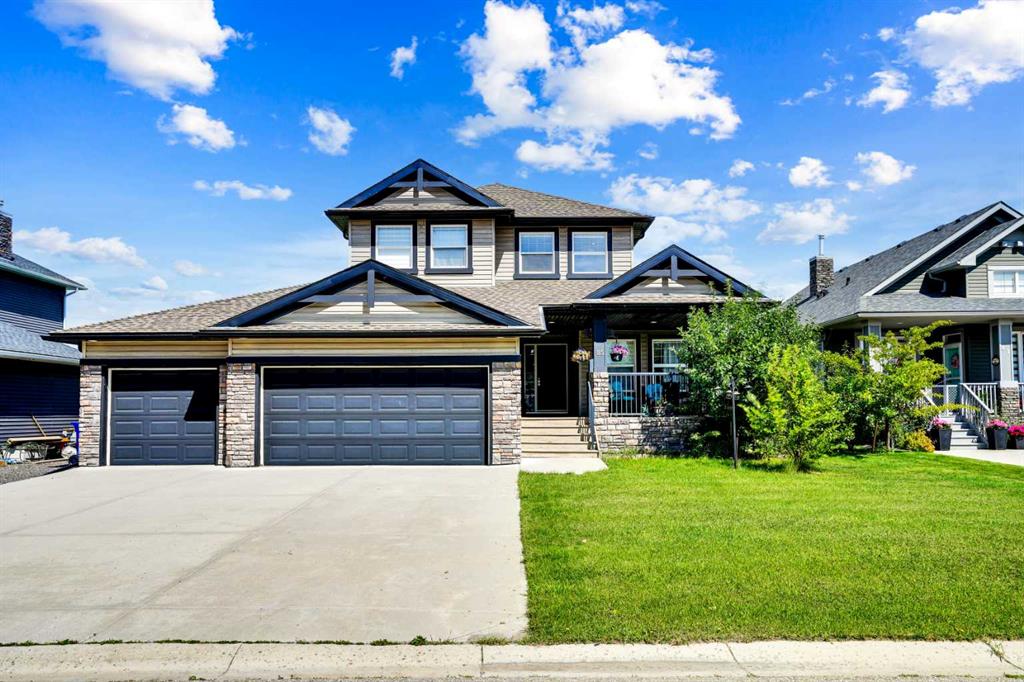 Picture of 85 Boulder Creek Manor SE, Langdon Real Estate Listing