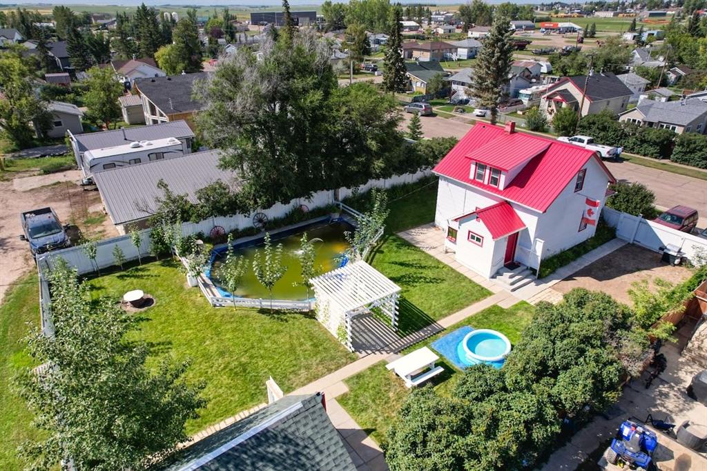 Picture of 315 Devilder Avenue E, Trochu Real Estate Listing