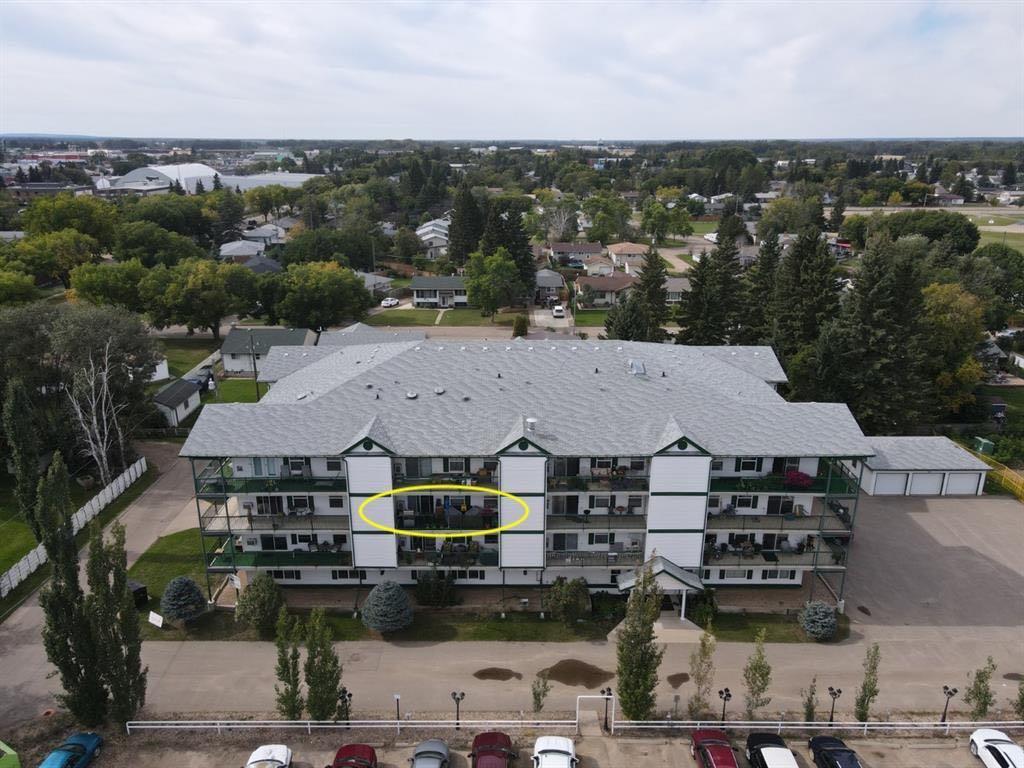 Picture of 302, 4646 55th Avenue , High Prairie Real Estate Listing