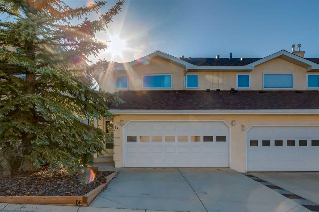 Picture of 17, 200 Sandstone Drive NW, Calgary Real Estate Listing
