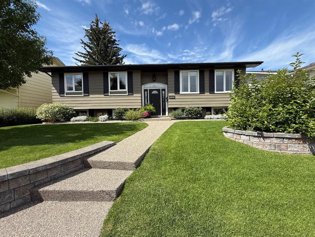 Picture of 10839 Mapleford Road SE, Calgary Real Estate Listing
