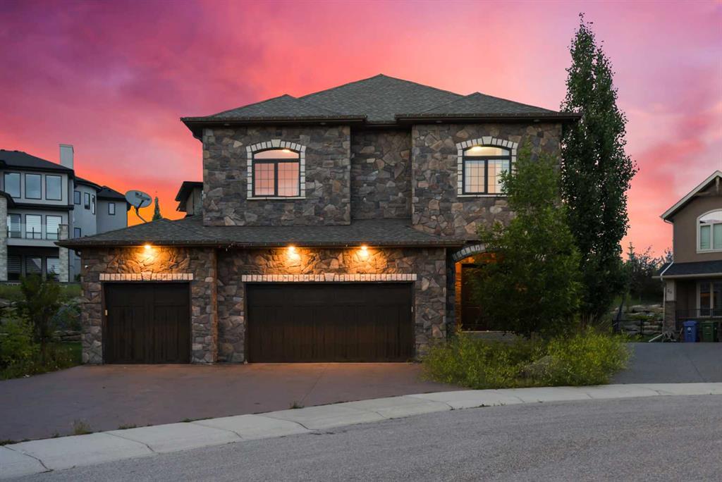 Picture of 24 Fortress Court SW, Calgary Real Estate Listing