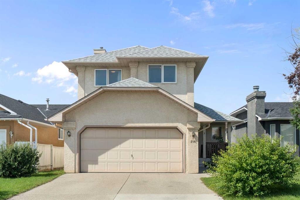Picture of 218 Martinglen Way NE, Calgary Real Estate Listing