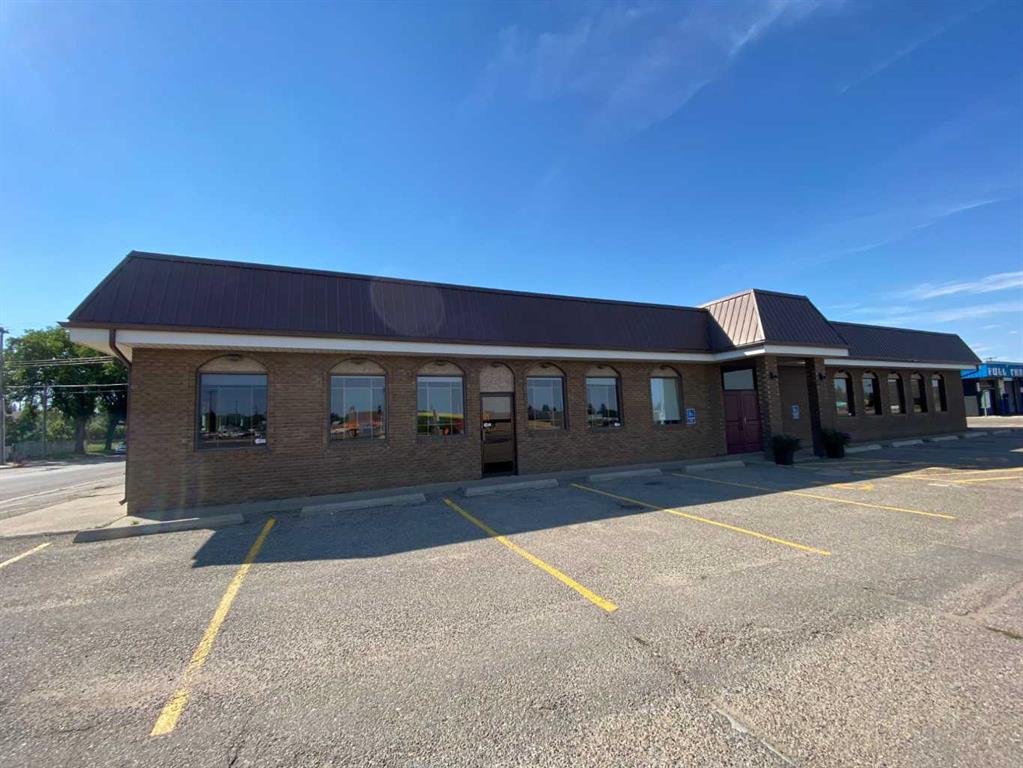 Picture of 5036 46 Avenue , Taber Real Estate Listing