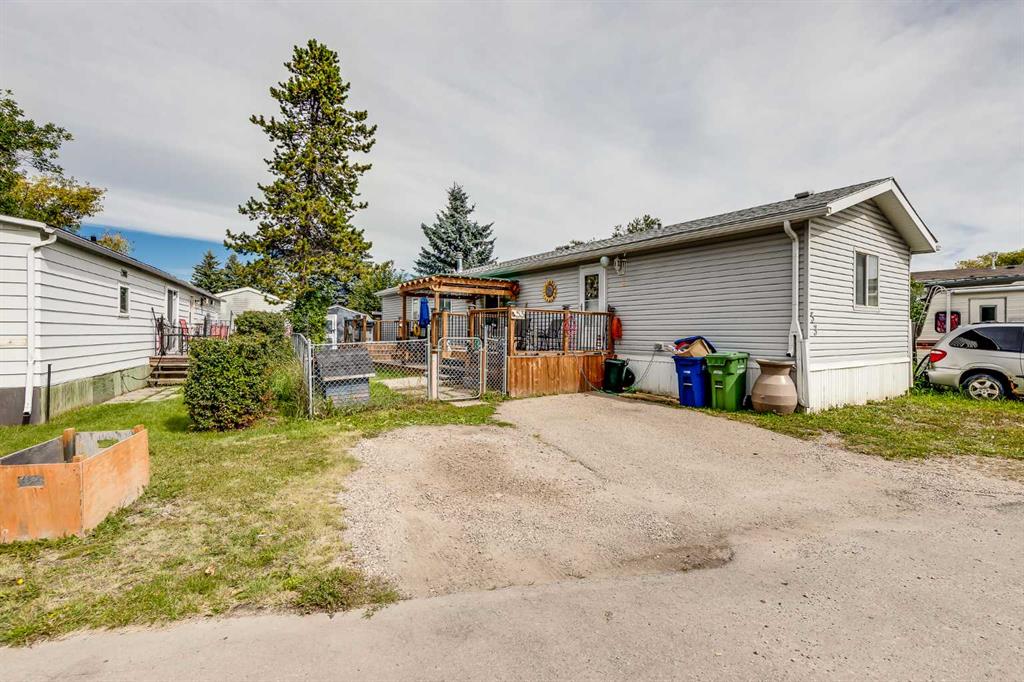 Picture of 53, 649 Main Street N, Airdrie Real Estate Listing