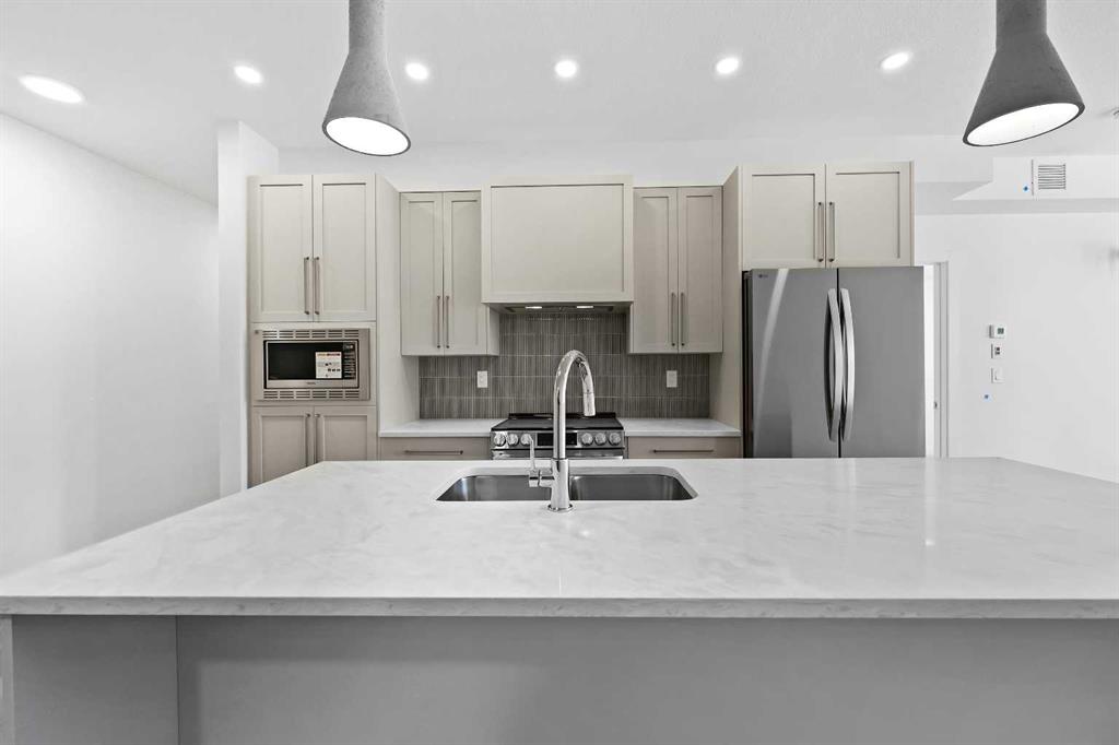 Picture of 1116, 520 Reynolds Avenue SW, Airdrie Real Estate Listing