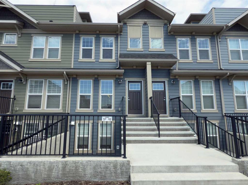 Picture of 443 Cranbrook Square SE, Calgary Real Estate Listing
