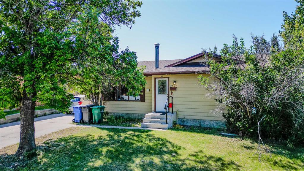 Picture of 34 Pensacola Court W, Lethbridge Real Estate Listing
