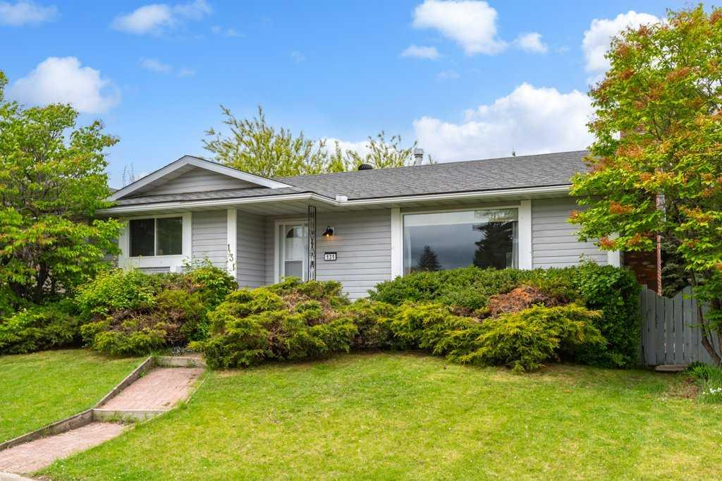Picture of 131 Bracewood Road SW, Calgary Real Estate Listing