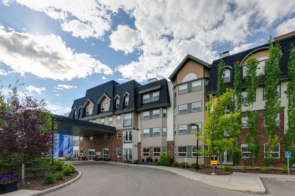 Picture of 106, 2635 Eversyde Avenue SW, Calgary Real Estate Listing