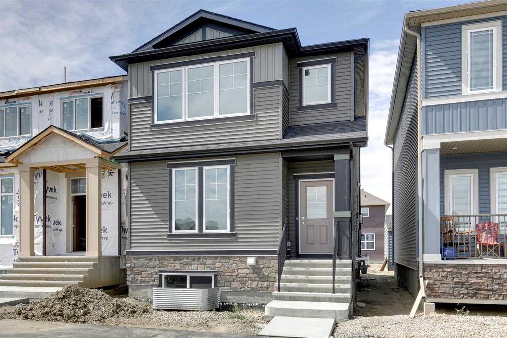 Picture of 477 Hotchkiss Drive SE, Calgary Real Estate Listing