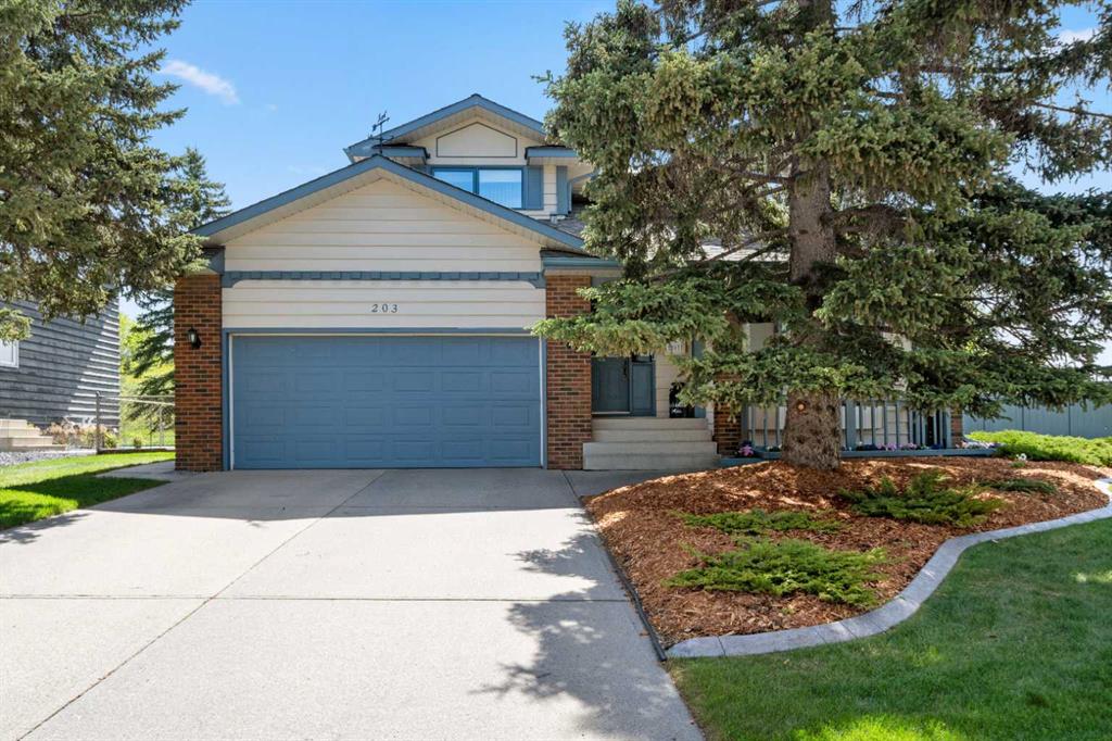 Picture of 203 Ranch Estates Road NW, Calgary Real Estate Listing