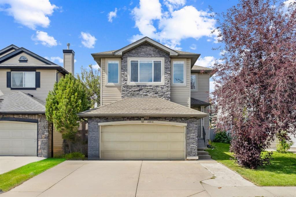 Picture of 1005 Panorama Hills Drive NW, Calgary Real Estate Listing