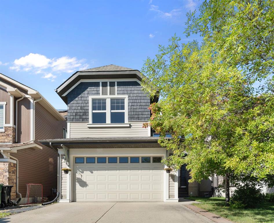 Picture of 134 Autumn Close SE, Calgary Real Estate Listing