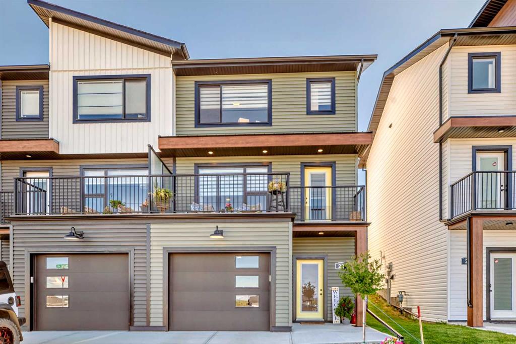 Picture of 22 Vincent Gate , Sylvan Lake Real Estate Listing