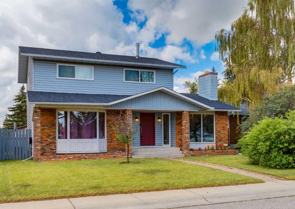 Picture of 127 Silvercreek Close NW, Calgary Real Estate Listing