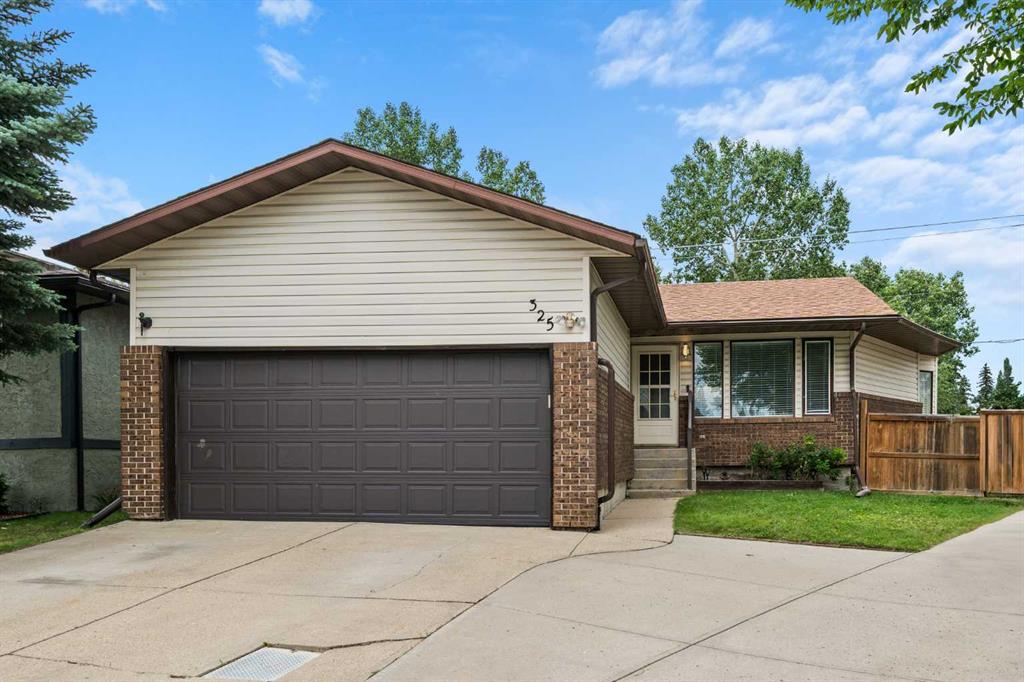 Picture of 325 Big Springs Court SE, Airdrie Real Estate Listing