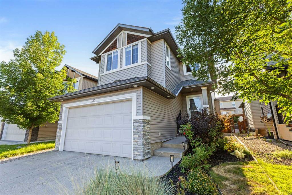 Picture of 139 Everbrook Drive SW, Calgary Real Estate Listing
