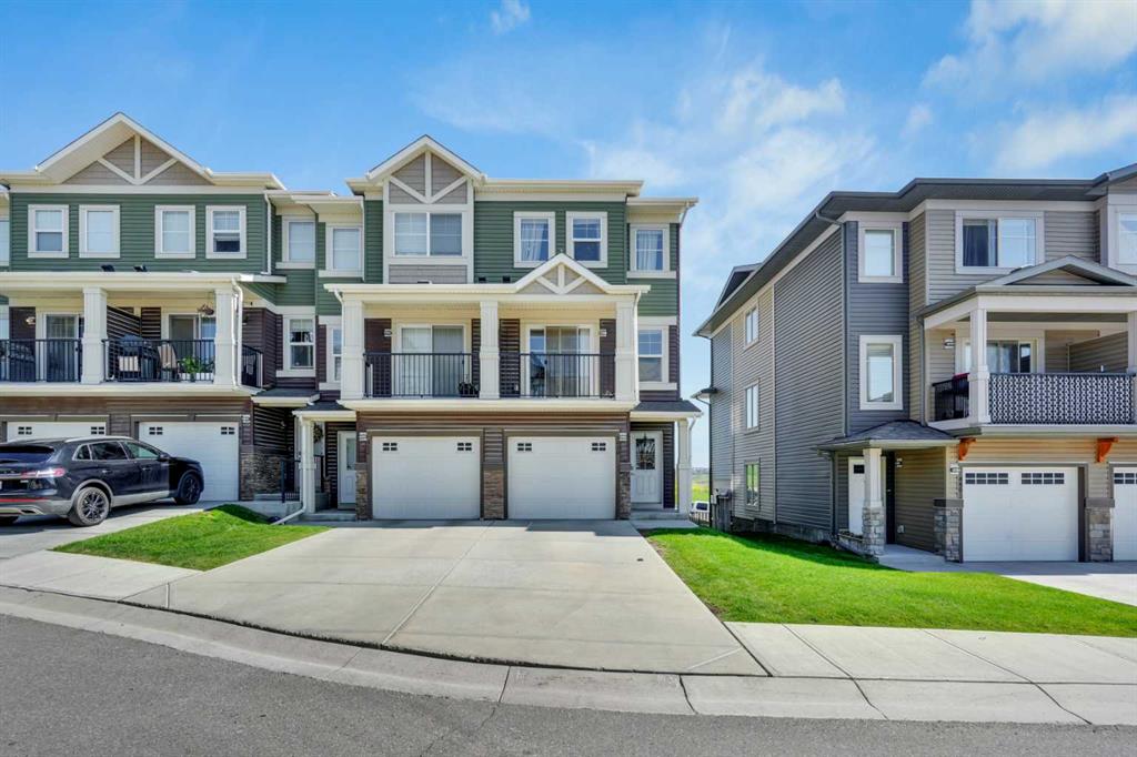 Picture of 450 Sage Hill Grove NW, Calgary Real Estate Listing