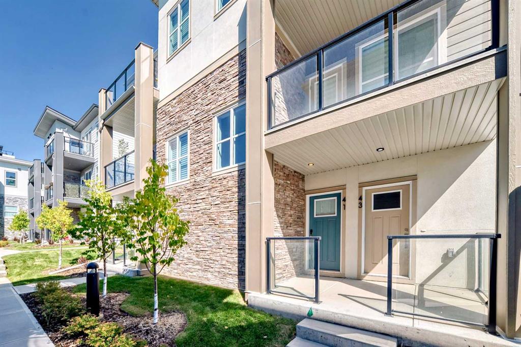 Picture of 41, 2117 81 Street SW, Calgary Real Estate Listing